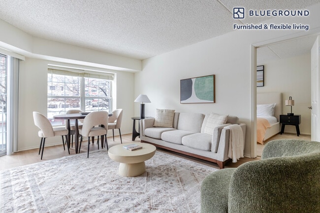 444 Washington Blvd in Jersey City, NJ - Building Photo - Building Photo