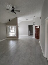 15622 Barbarossa Dr in Houston, TX - Building Photo - Building Photo
