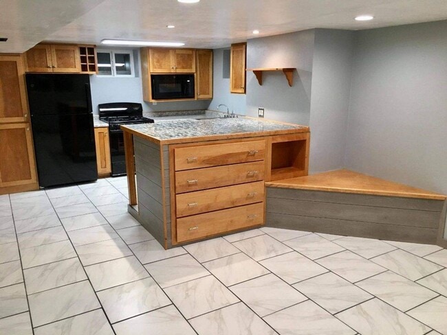 property at 109 11th Ave SE
