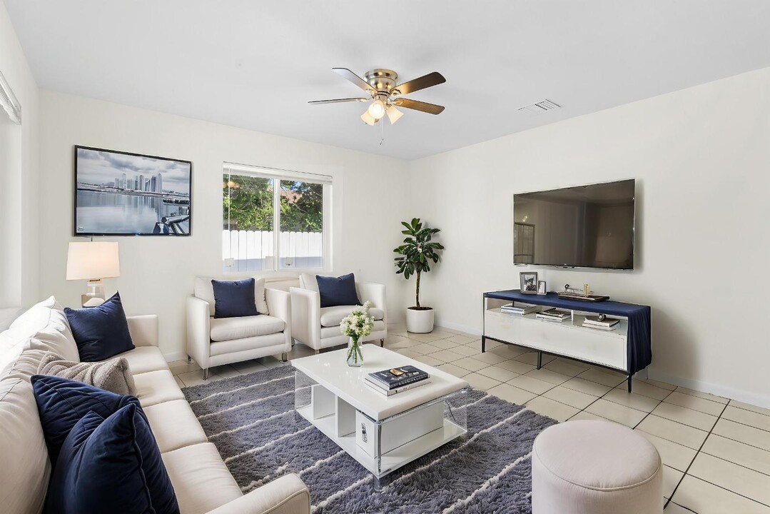 728-720 20th St in West Palm Beach, FL - Building Photo