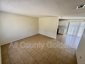 18051 Steele Ave in Port Charlotte, FL - Building Photo - Building Photo
