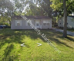 12352 Santa Maria Dr in St. Louis, MO - Building Photo