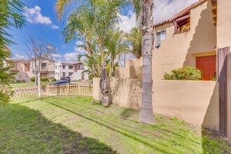 1248 S Point View St in Los Angeles, CA - Building Photo - Building Photo