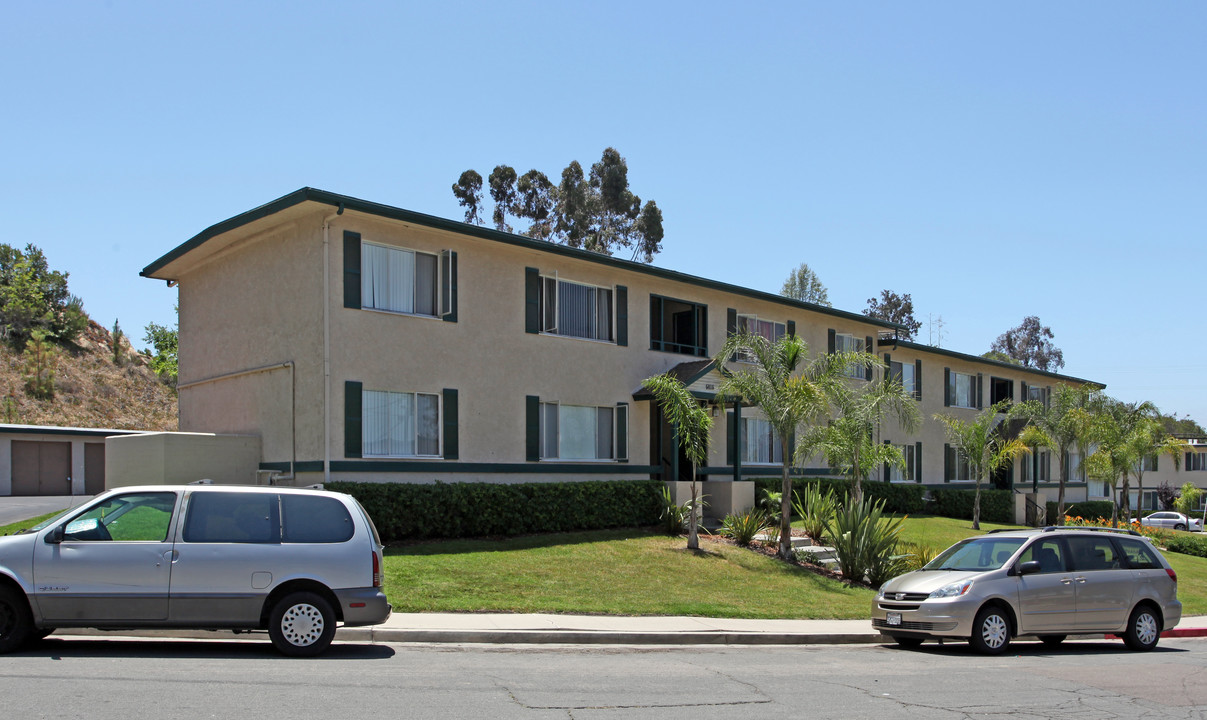 College Terrace Apartments in San Diego, CA - Building Photo