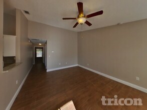 10919 Livingston Dr in New Port Richey, FL - Building Photo - Building Photo