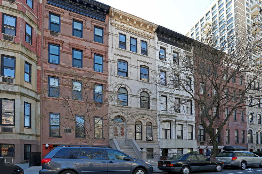 58 W 91st St in New York, NY - Building Photo