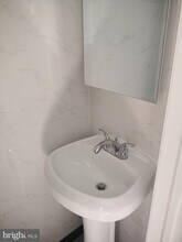 1000 Mt Vernon St-Unit -D1 in Philadelphia, PA - Building Photo - Building Photo