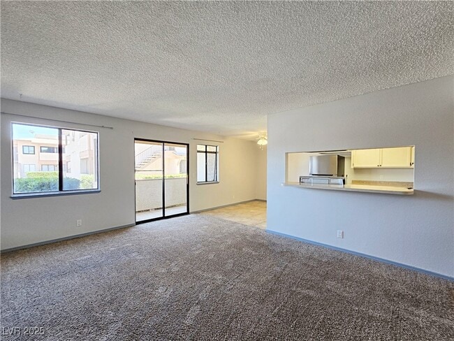 3720 Snorkel Cir