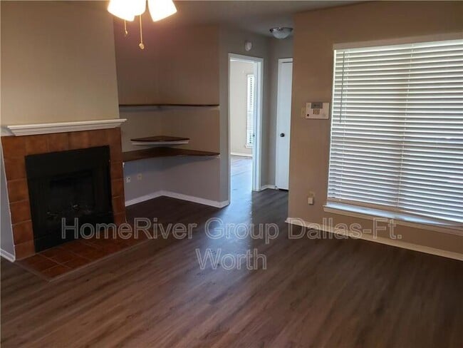 2111 E Belt Line Rd in Richardson, TX - Building Photo - Building Photo