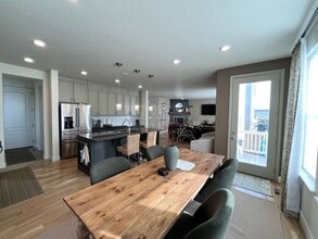 13360 Olive St in Thornton, CO - Foto de edificio - Building Photo