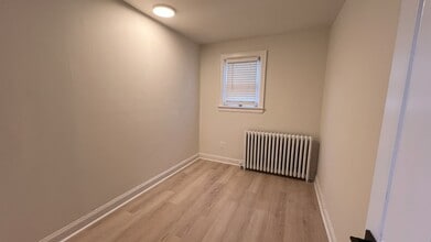 131 Vine St S in St Catharines, ON - Building Photo - Building Photo