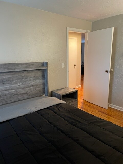 160 Manor Pky in Rochester, NY - Building Photo - Building Photo