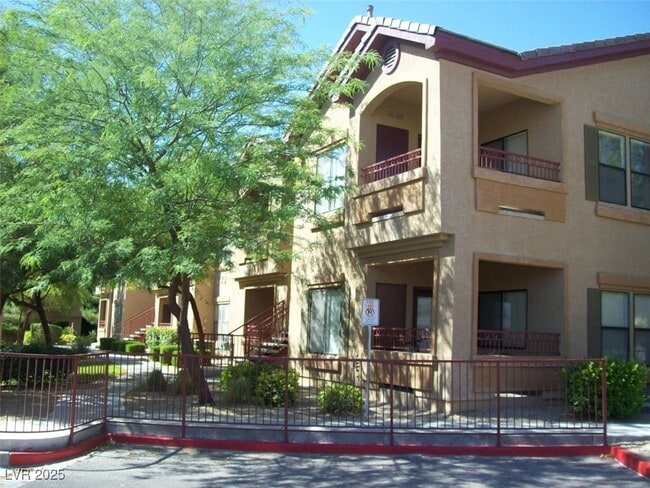 property at 8250 N Grand Canyon Dr
