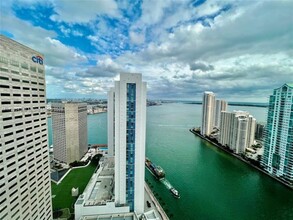 300 S Biscayne Blvd, Unit 3614 in Miami, FL - Building Photo - Building Photo