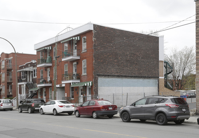 3949 Bannantyne in Montréal, QC - Building Photo - Primary Photo