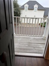 1007 Orchid St, Unit upper in Metairie, LA - Building Photo - Building Photo