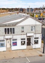 934 S 13th St in Manitowoc, WI - Building Photo