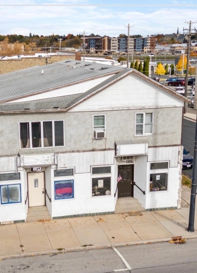 property at 934 S 13th St