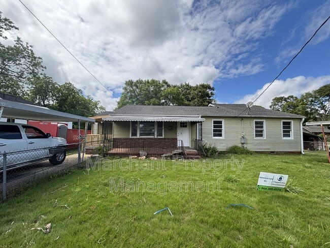 property at 308 Gordon St Ext