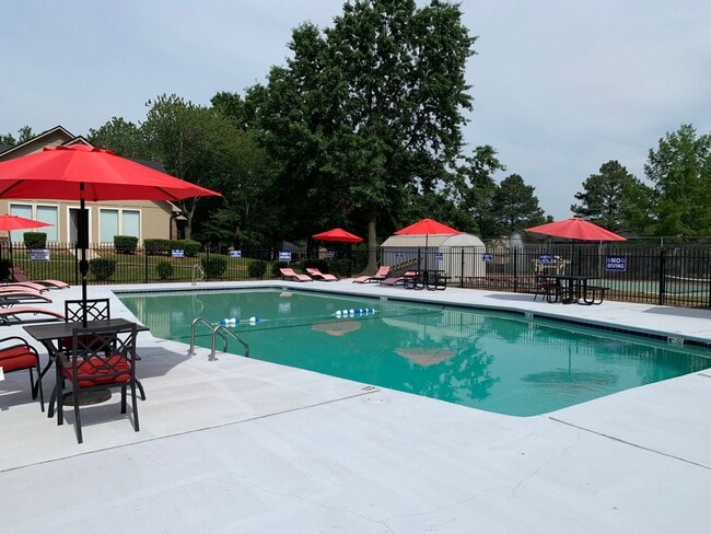 Meadow Lake Apartments in Searcy, AR - Foto de edificio - Building Photo