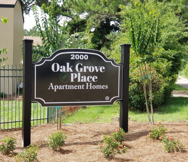 Oak Grove Place Apartments in Hattiesburg, MS - Building Photo - Building Photo