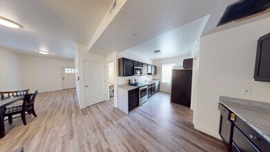 1104 S Forest Ave in Ann Arbor, MI - Building Photo - Building Photo