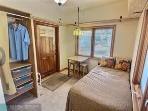 1501 NE 5th Ct-Unit -FRONT in Fort Lauderdale, FL - Building Photo - Building Photo