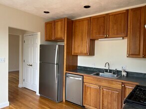 301 Lafayette St in Salem, MA - Building Photo - Building Photo