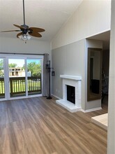 1051 S Highland St in Mount Dora, FL - Building Photo - Building Photo