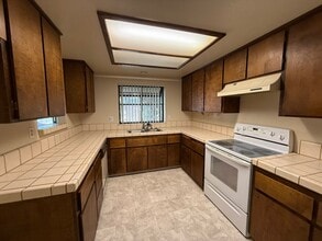 2674 Bradford Way in West Sacramento, CA - Building Photo - Building Photo