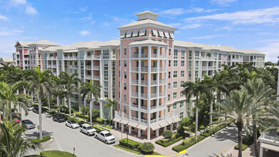 806 E Windward Way in Lantana, FL - Building Photo - Building Photo