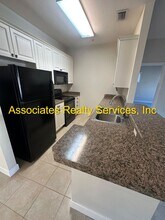 8763 SW 27th Ln in Gainesville, FL - Building Photo - Building Photo