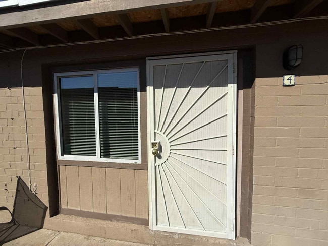 5425 E 30th St in Tucson, AZ - Building Photo - Building Photo