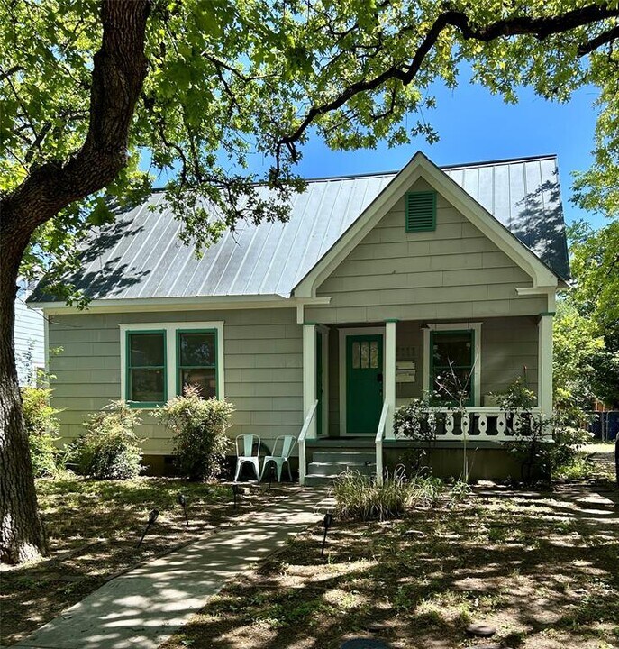 3111 Lafayette Ave in Austin, TX - Building Photo