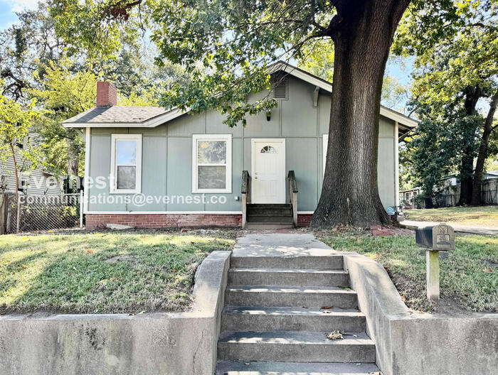 1516 W Bowen Pl in Tulsa, OK - Building Photo