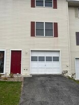 109 Hopewell Dr in Altoona, PA - Building Photo