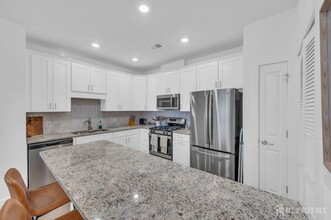915 Vanderbergh Blvd in Monroe Township, NJ - Building Photo - Building Photo