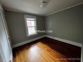 17 Hudson St in Bangor, ME - Foto de edificio - Building Photo