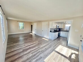 45 65th Pl in Long Beach, CA - Foto de edificio - Building Photo