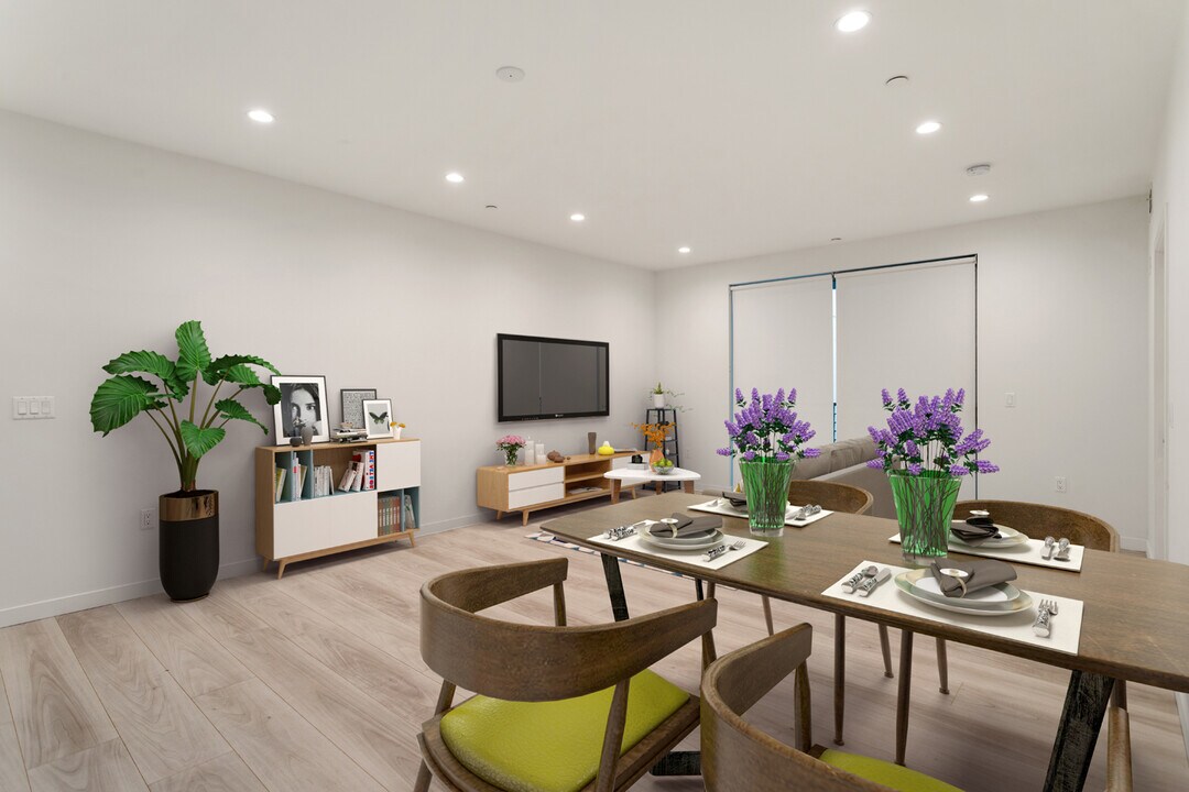 625 S Barrington Ave in Los Angeles, CA - Building Photo