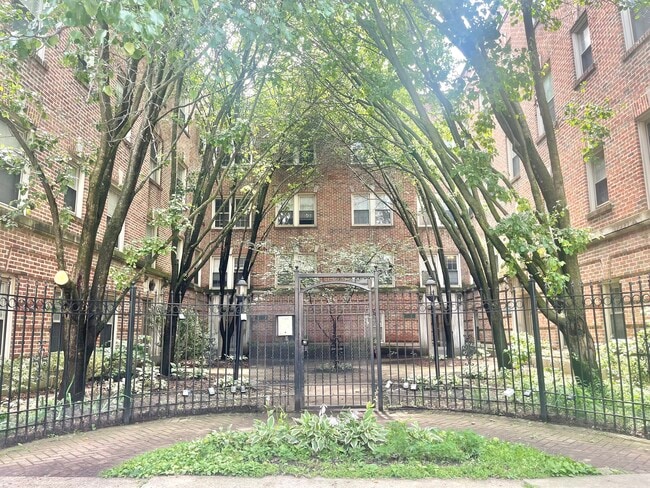 property at 837 E 52nd St
