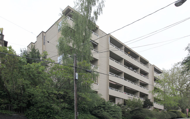 Lakeview Place in Seattle, WA - Foto de edificio - Building Photo