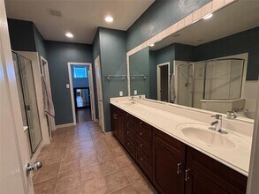 15727 Seabolt Pl in Addison, TX - Building Photo - Building Photo