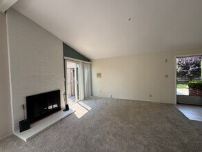 3001 Admiral Ave in San Diego, CA - Building Photo - Building Photo