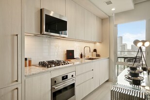 351 N Union Ave in Chicago, IL - Building Photo