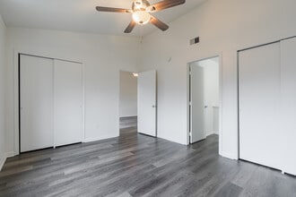 The Villas of Pine Valley in Elizabethtown, KY - Building Photo - Interior Photo