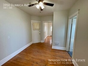 3950 Dunnica Ave in St. Louis, MO - Building Photo - Building Photo