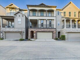 8918 Terrace Pass Dr in Houston, TX - Building Photo