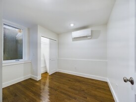 2 Morton Pl, Unit #1A in Boston, MA - Building Photo - Building Photo