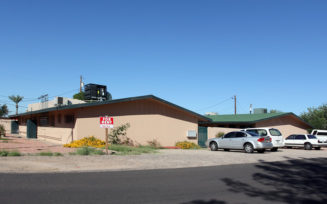 Sky Harbor Apartments